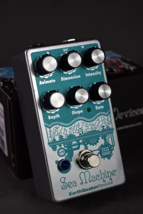EarthQuaker Devices Sea Machine V3