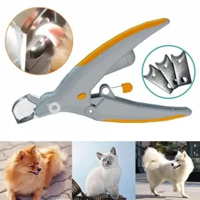 ILLUMINATED NAIL CLIPPER