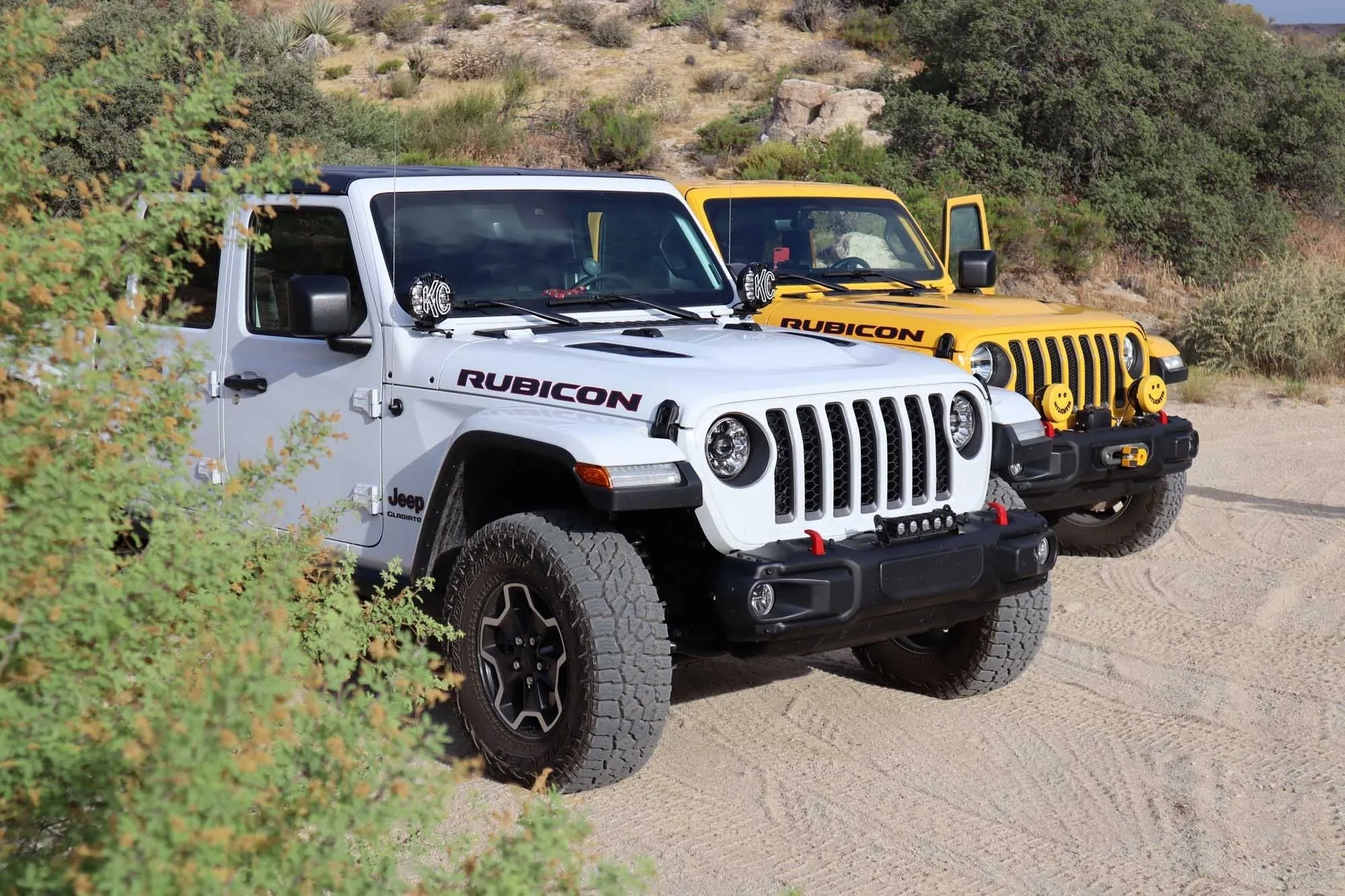 KC HiLites Gravity® LED Pro 7" Headlight DOT Pair Pack System - Jeep JL/Gladiator