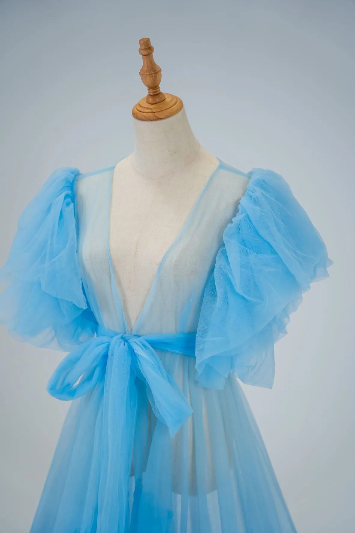 Maternity Photoshoot Dresses - Blue Tulle Robe - Jasmine