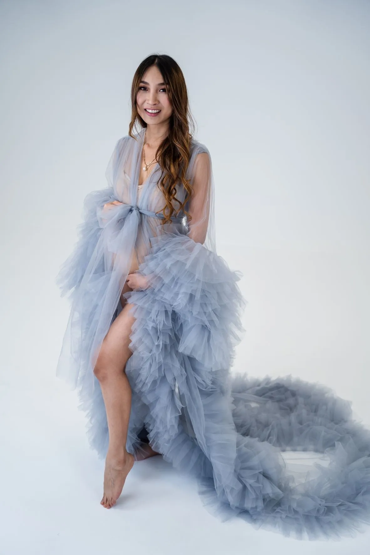 Maternity Photoshoot Dresses - Gray Tulle Robe - Sophie