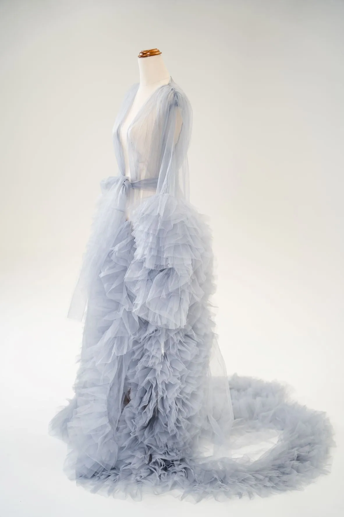 Maternity Photoshoot Dresses - Gray Tulle Robe - Sophie